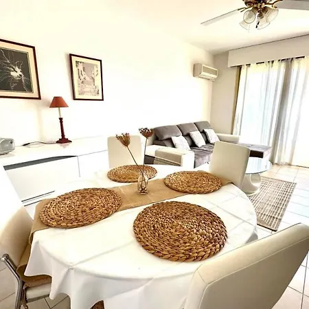 Spacious And Bright Cocoon With Terrace In Ajaccio Apartment *